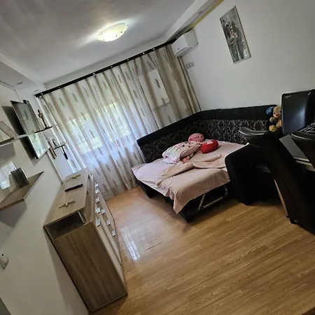 Apartment Apartament Andra *